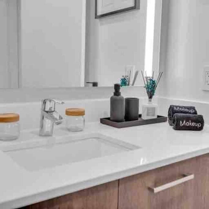 Spacious 2 Beds With Ocean View Маямі Екстер'єр фото